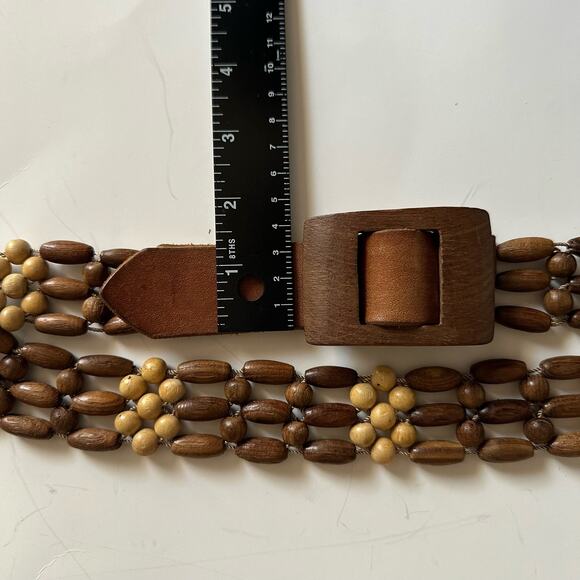 💥Wood Beaded Belt Leather Women’s size S/M 1970s / 1980s retro vibes - Picture 6 of 8